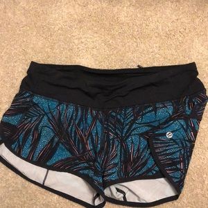 Lululemon Speed Up Short 2.5”!